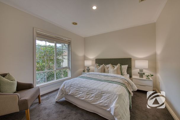 A LITTLE PIECE OF OLDE BERWICK CHARM - Photo 1