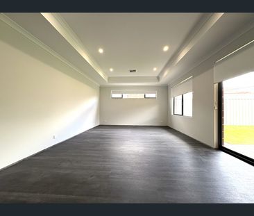 6 Easter Street, Eglinton, WA 6034 - Photo 4