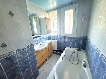 Appartement de 70 m² à Sete - Photo 4