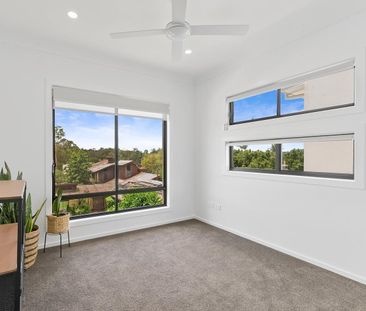 Spacious & modern townhouse - Photo 5