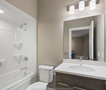 For Lease - 11870 TECUMSEH Road Unit# 110, Tecumseh, Ontario - Photo 6