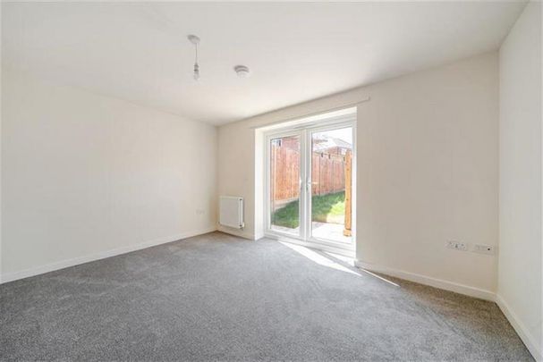 2 bedroom semi-detached house to rent - Photo 1