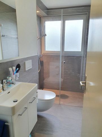 bright 3.5-room apartment with large balcony - Photo 3