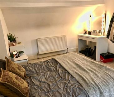 Flat to rent on - Photo 4