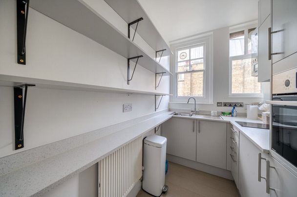 Parker Mews - Photo 1