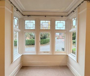 4 bedroom semi-detached house to rent - Photo 2