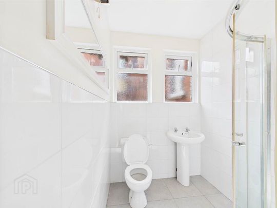 Apt 2, 50 Myrtlefield Park, Belfast, BT9 6NF - Photo 1