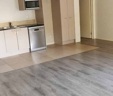 8 Triumph Road - Photo 4