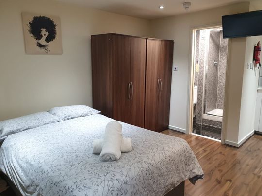 Studio Flat, Anson Road, NW2 - Photo 1