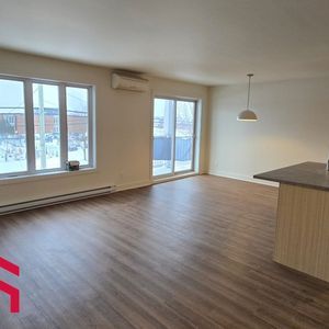 Appartement Saint-Hubert (Longueuil) À Louer - Photo 3