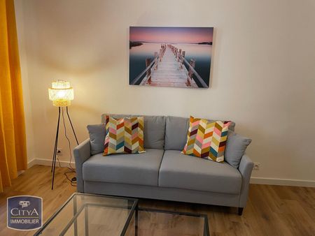 Location Appartement 2 pièces 41m² TOULON 83000 - Photo 2