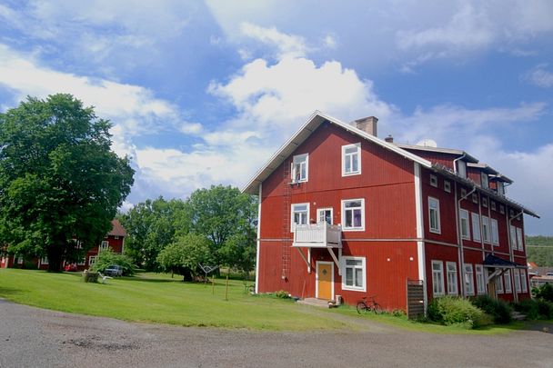 Järnvägsparken: Stor välplanerad trea i kulturmiljö - Foto 1