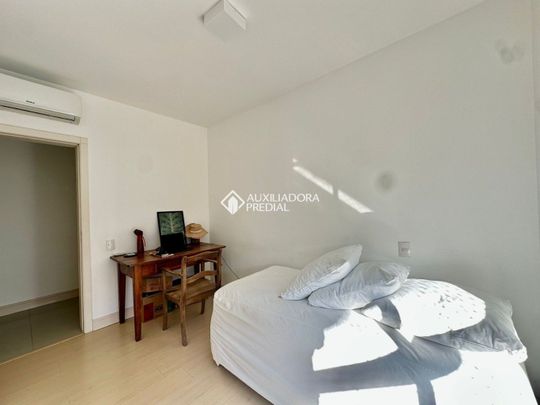 Cobertura com 3 quartos e 196m² para alugar em Campeche, Florianópolis. - Photo 1