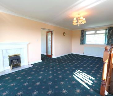 3 bedroom flat to rent - Photo 1