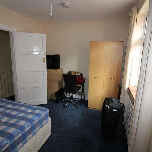 Burlington Road, Southampton, SO15 - Photo 1