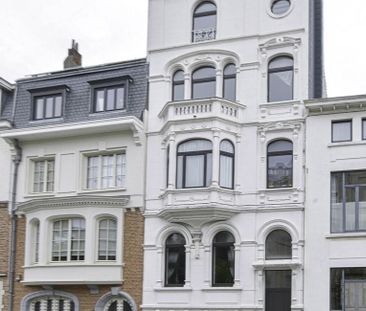 Appartement te huur in Etterbeek voor € 1.200 met 1 slaapkamer - Photo 3