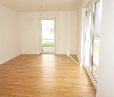 Schöne Erdgeschosswohnung mit barrierefreiem Bad und toller Terrass... - Foto 1