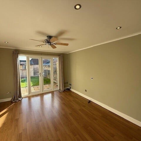 Field Close, Aylesbury - Photo 1