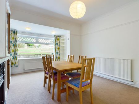 3 bedroom semi-detached house to rent - Photo 5