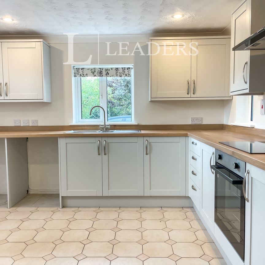 3 bedroom detached to rent Malet House, Hacheston, IP13 - Photo 1