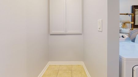 For Lease - 55 Hyacinth Crescent, Toronto, Ontario - Photo 4