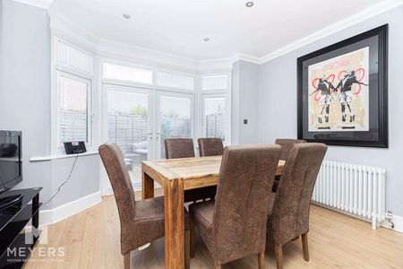 3 bedroom detached house to rent - Photo 3