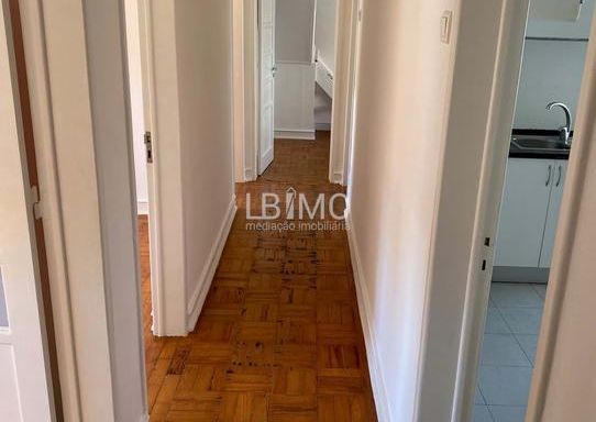 Apartamento T4 em Lisboa