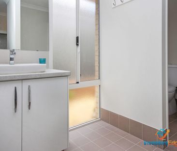 12 Claymore Place, Piara Waters, WA 6112 - Photo 1