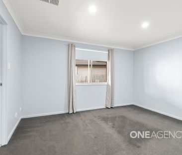 FAMILY-FRIENDLY HOME IN QUIET CUL-DE-SAC - Photo 5