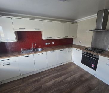 Crossfields, Middlesbrough, Coulby Newham - Photo 4