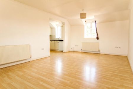 2 bedroom apartment to rent - Photo 2