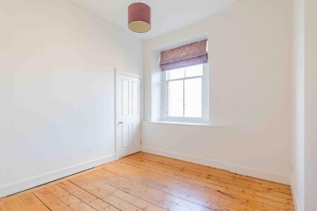 3 bedroom flat to rent - Photo 5