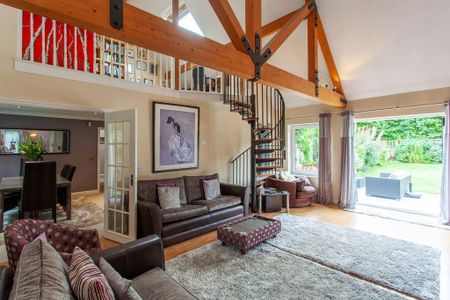 4 bedroom detached house to rent - Photo 4