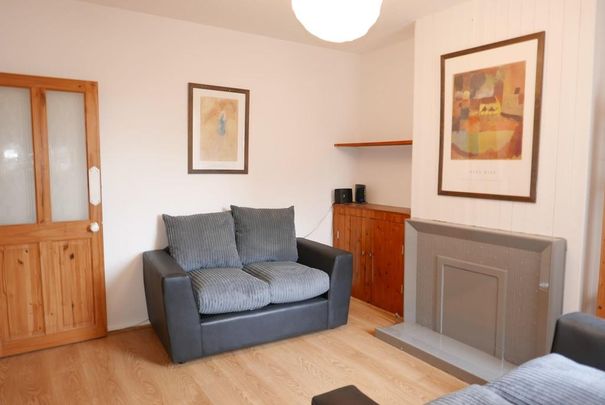1 bedroom in a house share to rent - Photo 1