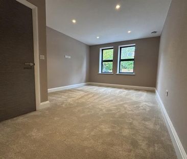 3 Bedroom Apartment To Let - Photo 1