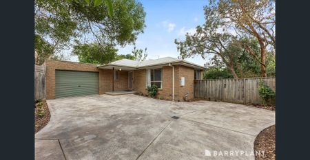 Spacious 3-Bedroom Home in a Quiet, Convenient Location - Photo 4