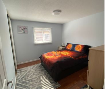 For Lease - 43 Quaker Ridge Road Unit# (Main), Vaughan, Ontario - Photo 4