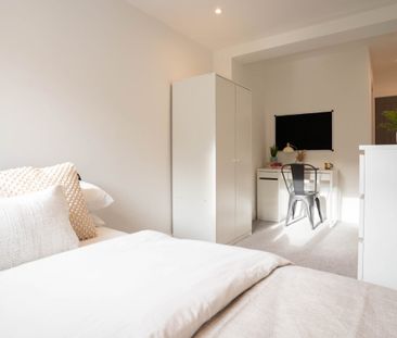 Cobbett Close #1 - Photo 5