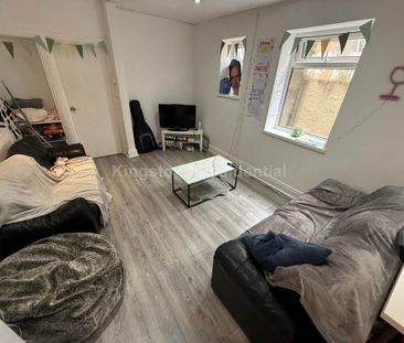 6 bedroom terraced house to rent - Photo 3