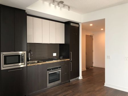 For Lease - 125 Blue Jays Way Unit# 1705, Toronto, Ontario - Photo 2