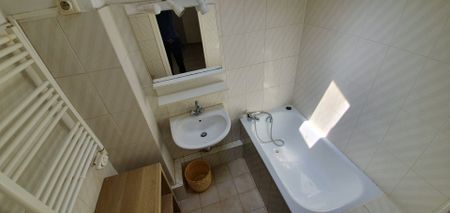 Location Appartement 2 pièces 36m² MONTPELLIER 34000 - Photo 5