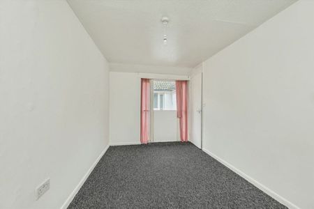 Gibbon Road, Peckham, SE15 - Photo 2