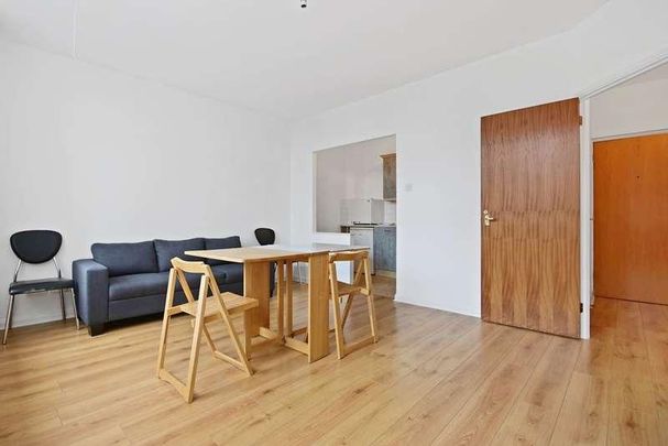 Metro Central Heights, Elephant And Castle, SE1 - Photo 1
