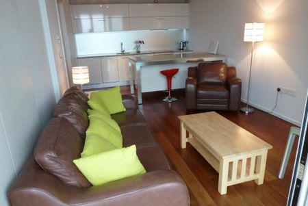 2 bedroom apartment to rent - Photo 2