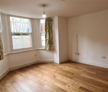 Flat 2, 24 Newmarket Road, Cambridge - Photo 3