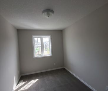 For Lease - 50 Pinnacle Drive Unit# 12, Kitchener, Ontario - Photo 2
