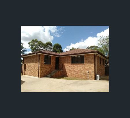25A Breakfast Road, Marayong, NSW 2148 - Photo 3