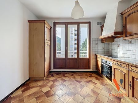 Location Appartement 2 pièces 44m² DOMENE 38420 - Photo 3