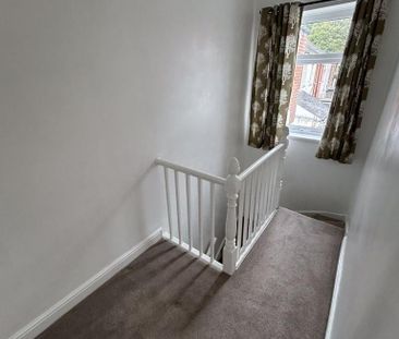3 bedroom end of terrace house to rent - Photo 6