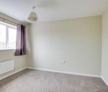 3 bedroom end of terrace house to rent - Photo 1
